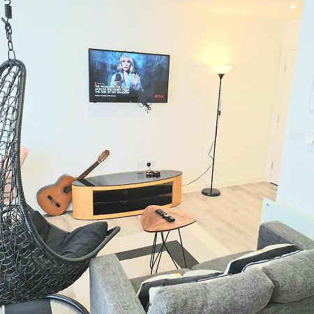 Great Studio Apartments - Netflix, Wifi, Digital Tv Sheffield Exteriör bild