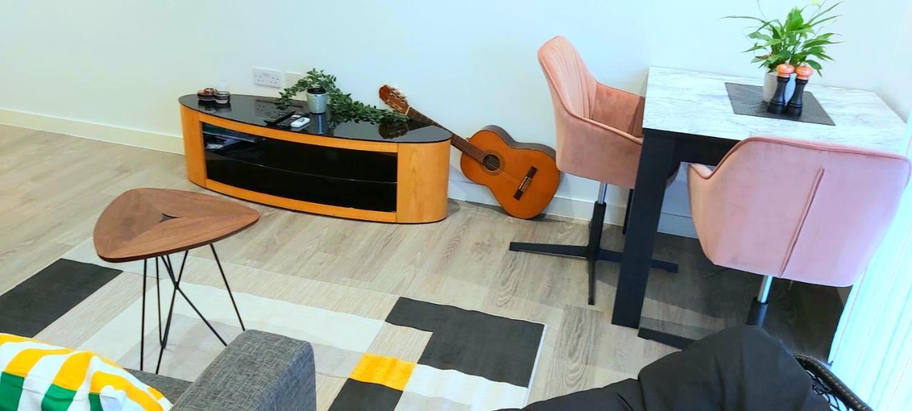 Great Studio Apartments - Netflix, Wifi, Digital Tv Sheffield Exteriör bild