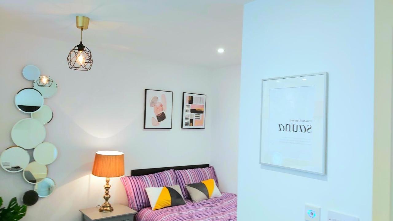 Great Studio Apartments - Netflix, Wifi, Digital Tv Sheffield Exteriör bild