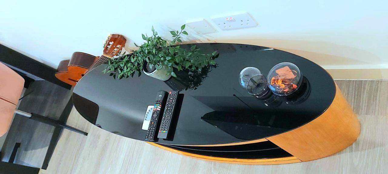 Great Studio Apartments - Netflix, Wifi, Digital Tv Sheffield Exteriör bild